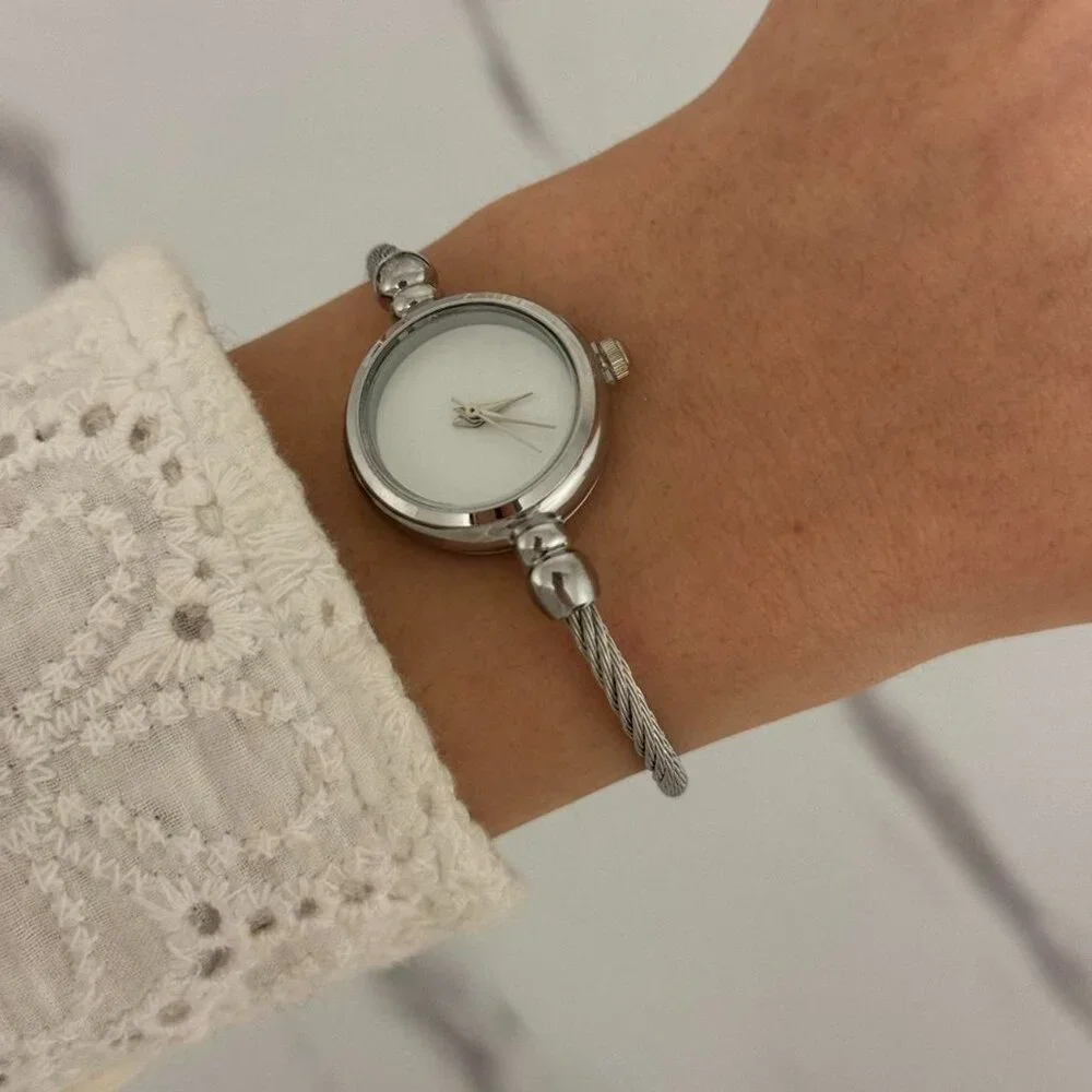 SKU:0053 silver white watch bracelet+gift box size fits any hand stainless steel